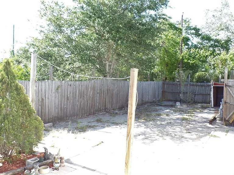 4935 Emerson Ave S — Photo 17