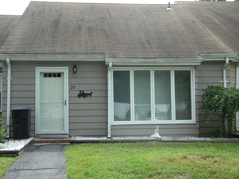 1st image of 29 Dover Walk #29A