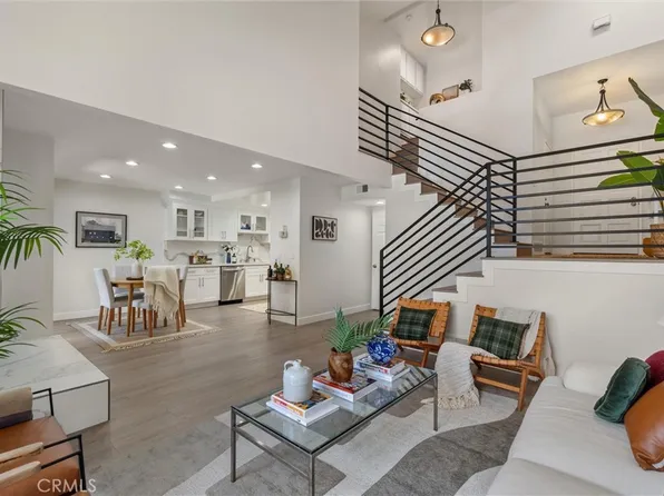 2200 Canyon Dr #8, Costa Mesa, CA 92627