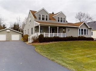100 Ayer Rd, Williamsville, NY 14221