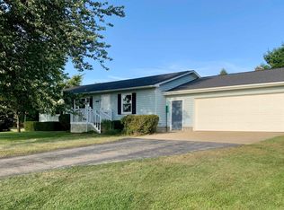 3020 N Airport Rd, Saint Johns, MI 48879