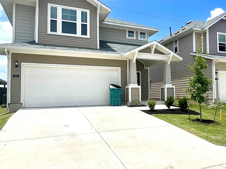 6701 Wolf Pack Dr — Photo 2
