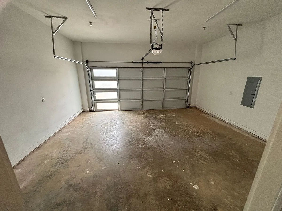 Building Photo - 710 Benge Dr
