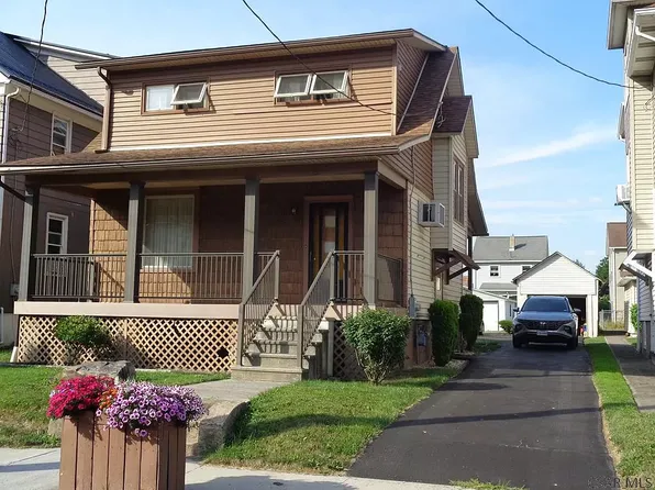 546 Harold Ave, Johnstown, PA 15906