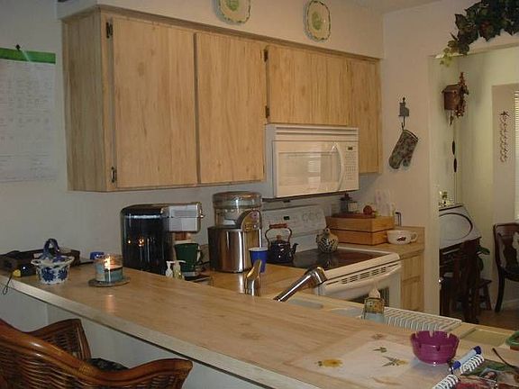 2nd image of 12531 Knollbrook Ln