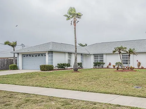 172 Lee Ave Photo 1