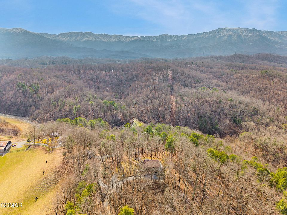 14th image of this home