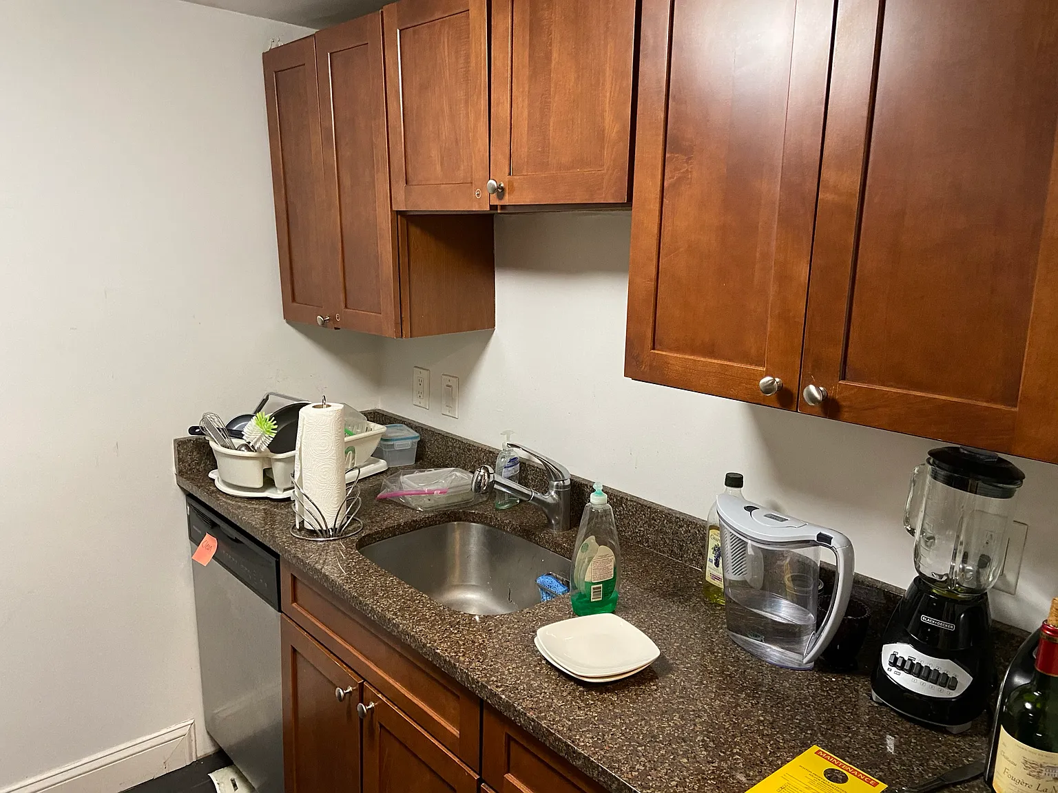 4 bed, 999 sqft, $6,800 — Photo 3