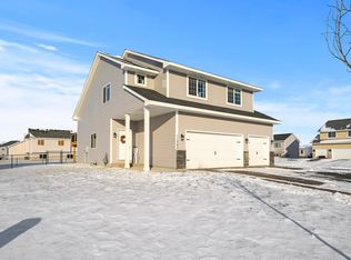 11242 77th St NE, Albertville, MN 55301