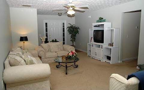 2nd image of 209 N Rock Island Dr