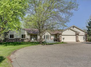 1600 Spring Lake Cir, Jordan, MN 55352