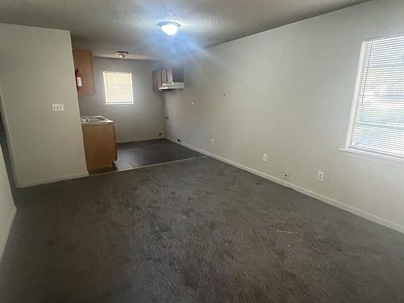 3rd image of 7725 Rugby Ave