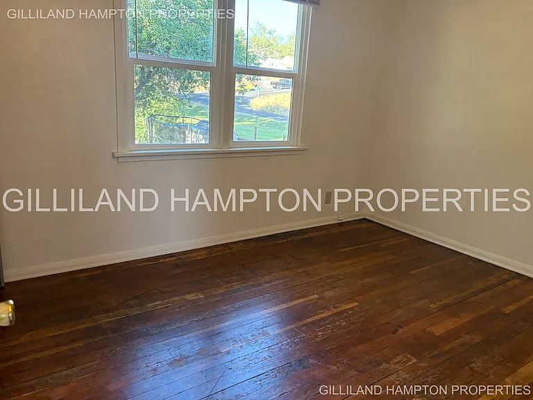 318 NW 15th St #318 — Photo 38