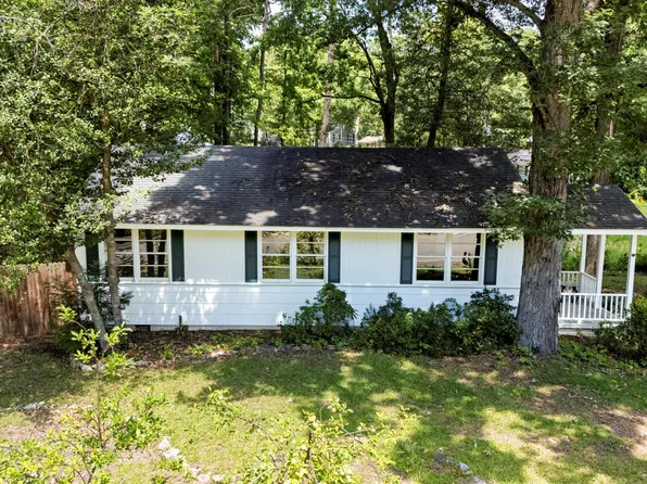 2000 Spruce St, Fayetteville, NC 28303