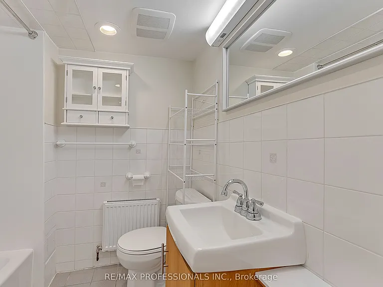 5B Old Mill Dr #LOWER — Photo 16