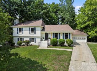 7434 Kilcullen Dr, Charlotte, NC 28270