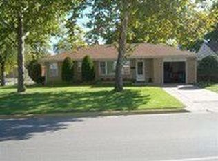 817 E 11th Ave, Hutchinson, KS 67501