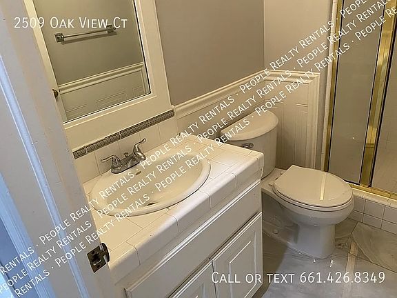 2nd image of 2509 Oak View Ct