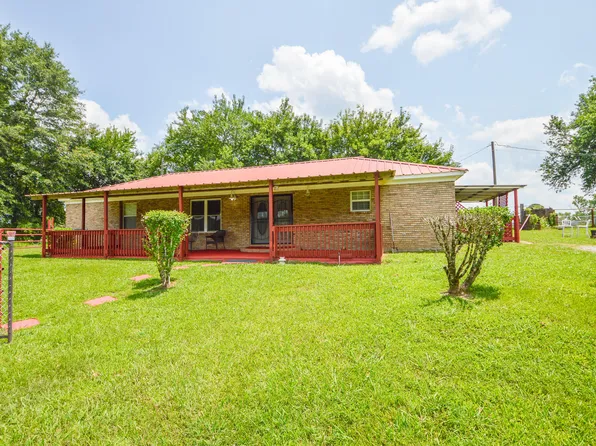 8634 Oktoc Rd, Starkville, MS 39759