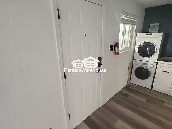 4th image of 733 W Coolidge St APT B