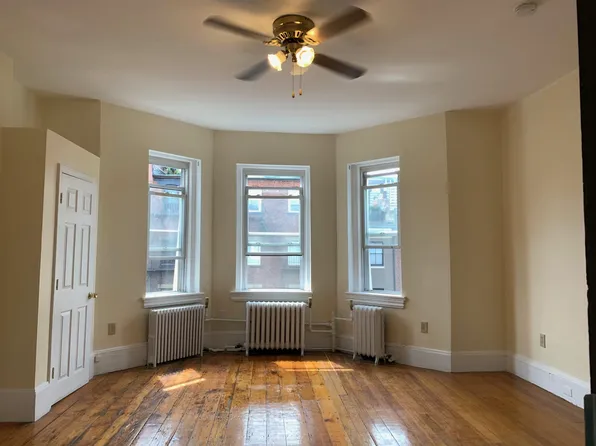 307 Beacon St APT 8, Boston, MA 02116