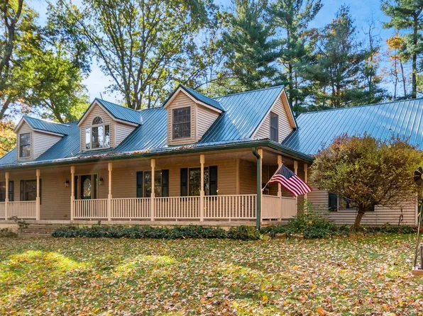 18384 Crawmer Rd SE, Newark, OH 43056