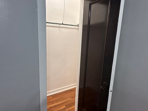 4th image of 5354 N Winthrop Ave #1