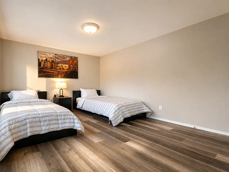 4407 S Shell St — Photo 20