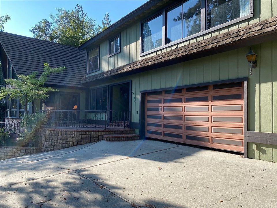 1st image of 27928 Peninsula Dr S