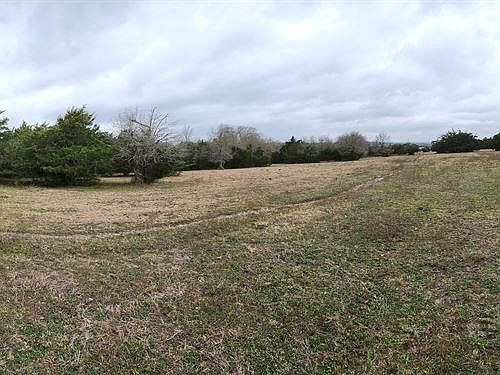 1st image of 176 Ike Ln