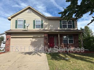 725 Sweet Creek Dr, Indianapolis, IN 46239