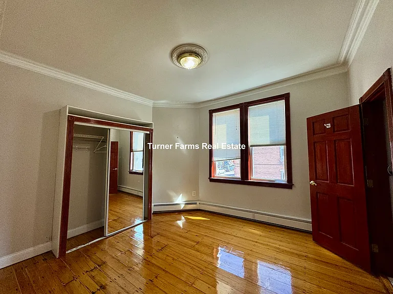 19 Monmouth St #2 — Photo 8