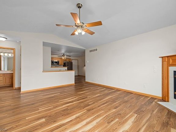 4th image of 2447 Wetherington Ln Unit 153