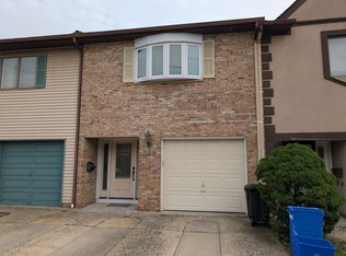 230 Van Winkle St, East Rutherford, NJ 07073