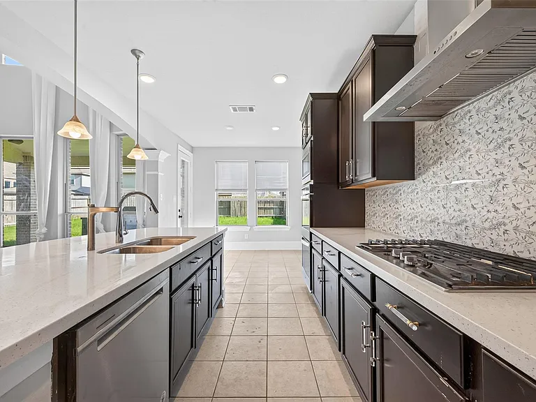 32931 Franklin Brooks Dr — Photo 12