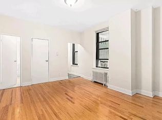 150 W 47th St #2EE, New York, NY 10036