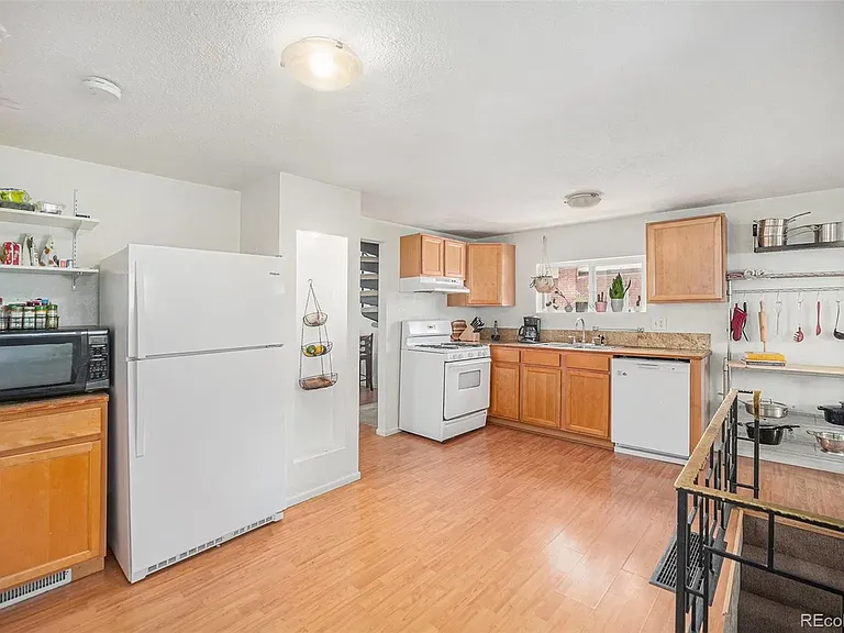 3726 Decatur St — Photo 11