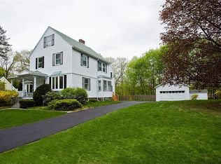 43 Colburn Rd, Wellesley, MA 02481