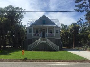 605 Jungle Rd, Edisto Island, SC 29438