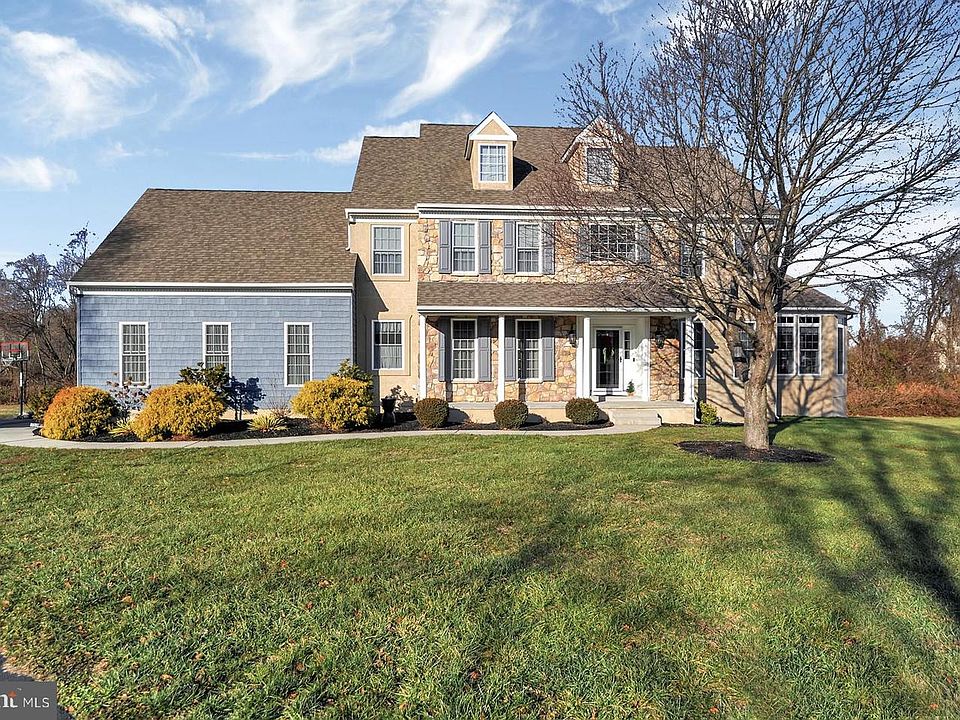 1st image of 142 Westside Ln