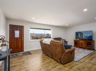 370 George Pl, Ukiah, CA 95482