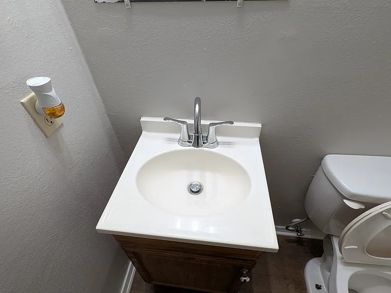 1609 Amour Dr — Photo 22