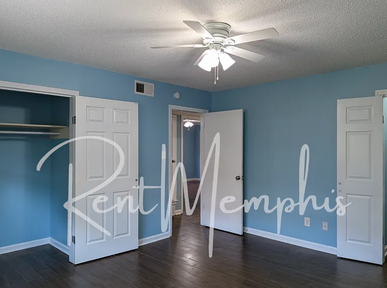 358 E Pkwy N #4 — Photo 5