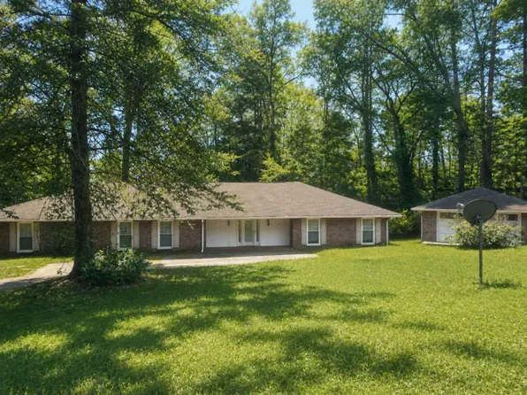 5116 Pine Ridge Dr, Macon, GA 31210