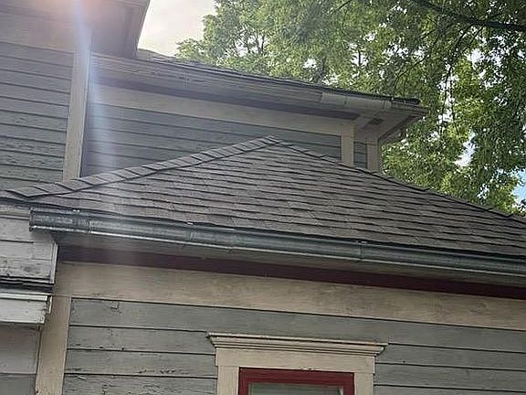2nd image of 304 S Eaton Ave