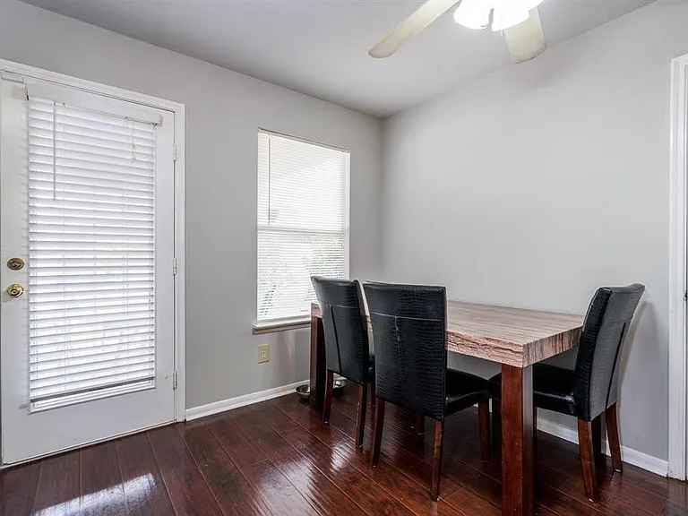 19007 Remington Park Dr — Photo 5