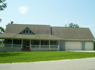 20230 Hyatt Ln, Saint Robert, MO 65584