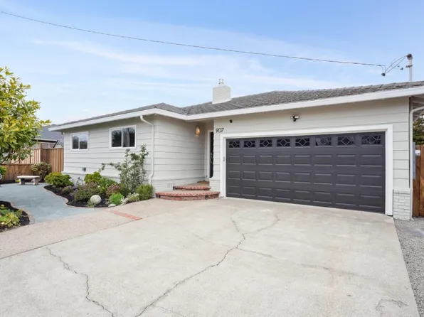907 3rd Ave, Half Moon Bay, CA 94019