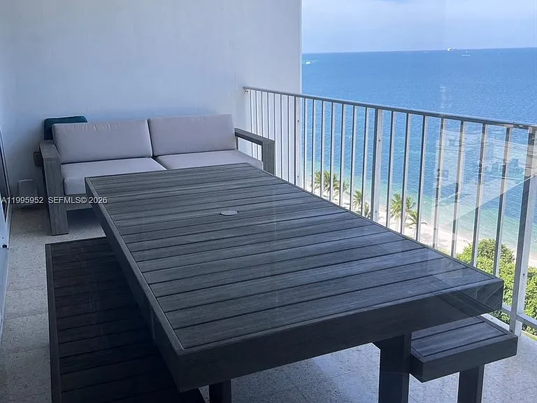 881 Ocean Dr #18B — Photo 10