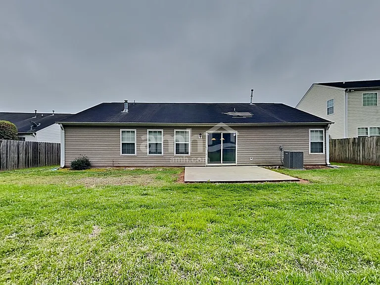 6014 Pennycross Ln — Photo 21